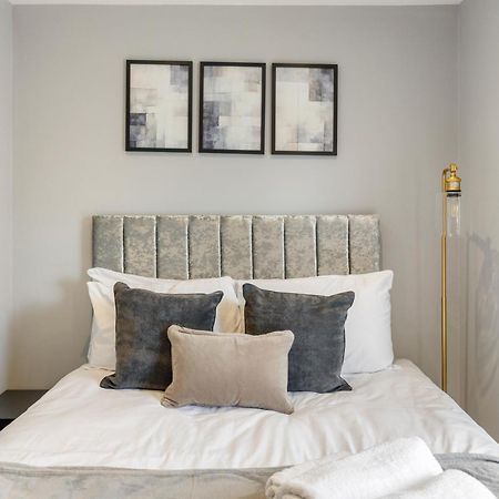 Wembley Luxury 3 Bedroom London Ngoại thất bức ảnh