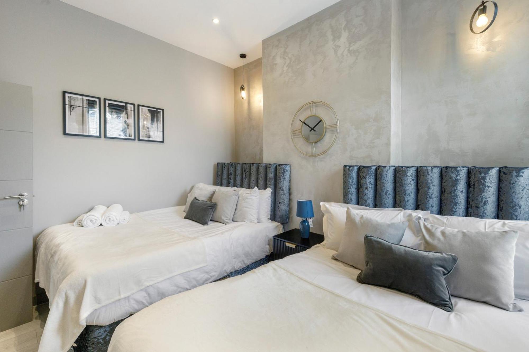 Wembley Luxury 3 Bedroom London Ngoại thất bức ảnh