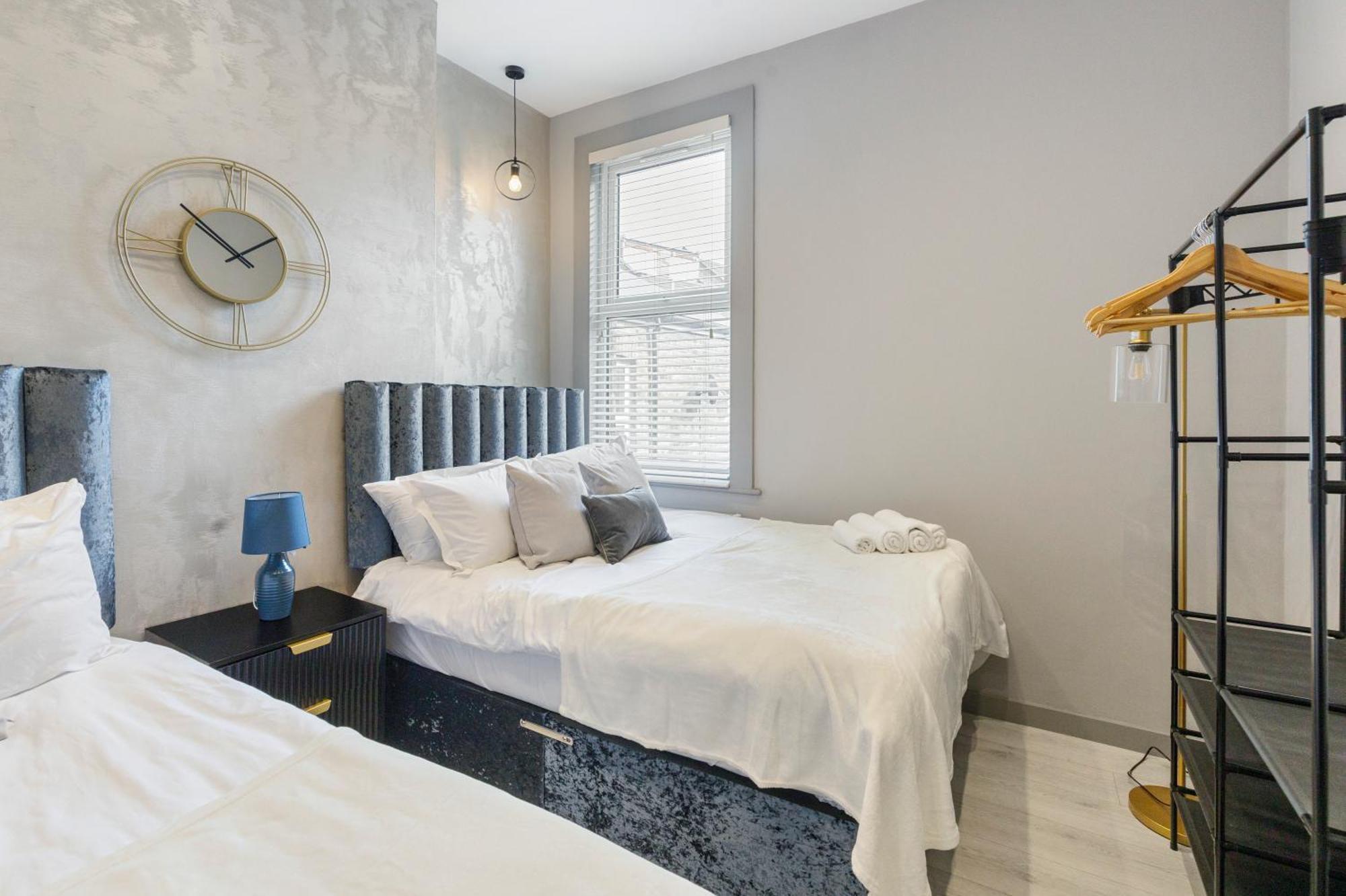 Wembley Luxury 3 Bedroom London Ngoại thất bức ảnh