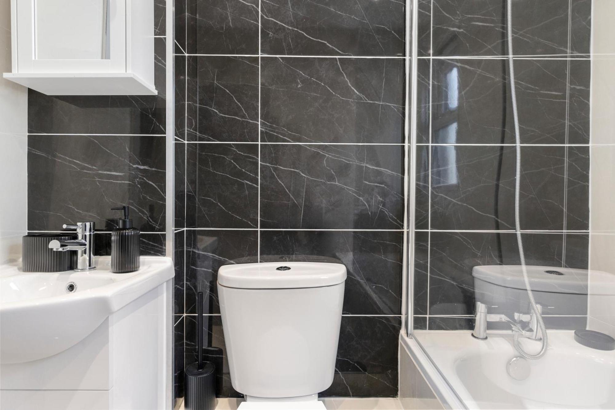 Wembley Luxury 3 Bedroom London Ngoại thất bức ảnh